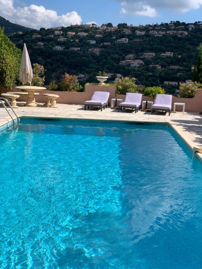 Rez-De Villa Piscine Cavalaire-sur-Mer Exterior foto